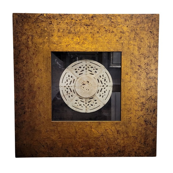 Image 1 of Disco Bi Tallado y Enmarcado, Jadeíta, S. XX – China
