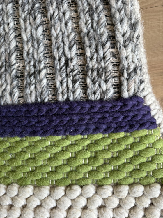 Image 1 of Mangas Pouf Bell