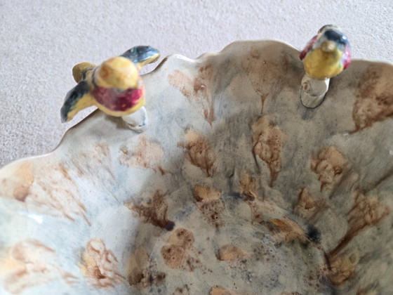 Image 1 of Antieke Majolica Vaas met Vogels en Bloemen