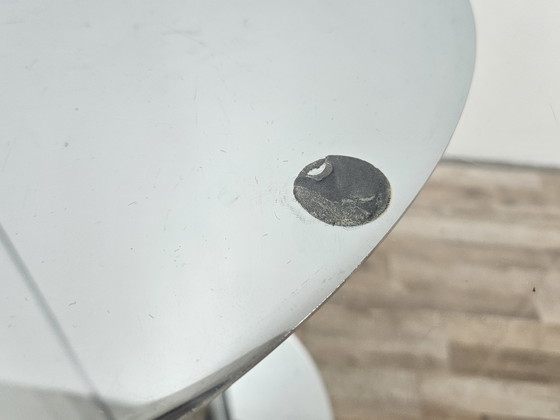 Image 1 of Table en métal vintage avec plateau en verre rond