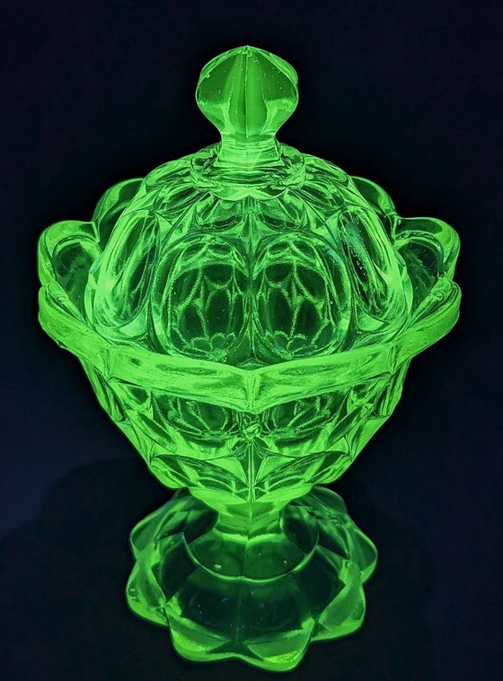 Image 1 of Vintage Candy Dish ( Bull's eye/Colonial 1900-1920 ) UV Reactive