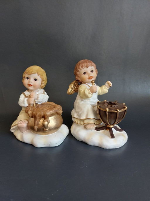 Figurines Seneca en polystone fabriquées à la main