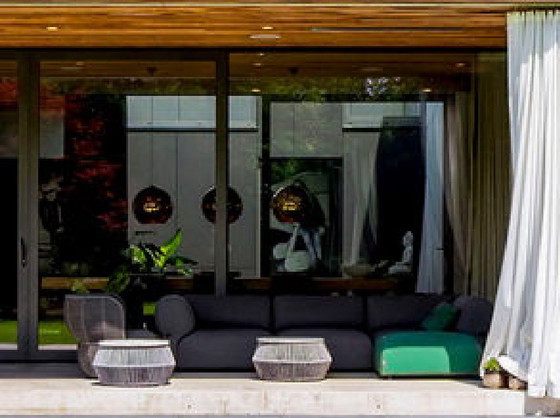 Image 1 of B&B Italia Butterfly divano angolare componibile 4 elementi