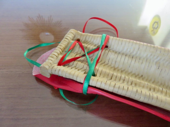 Image 1 of Pelota decorativa de resina, País Vasco, años 60-70.
