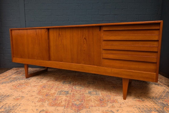Image 1 of Midcentury lowboard, Kurt Østervig voor KP Møbler, jaren 60