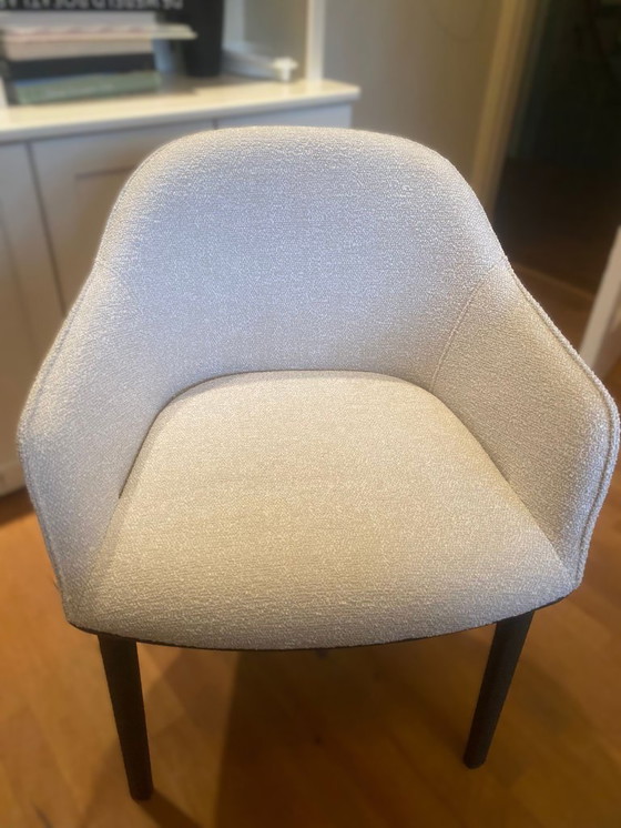 Image 1 of Vitra - Softshell con braccioli - Rivestimento: Nubia 01 - Base: Quattro gambe nero