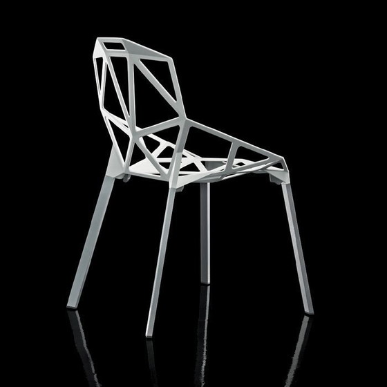 Image 1 of 6 Magis one Chairs + table in white version LP € 3500,-