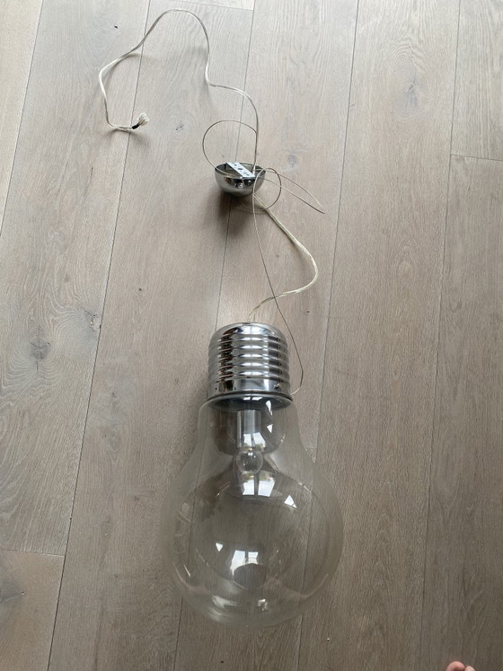 Image 1 of Grote lamp in vorm van gloeilamp - modern design