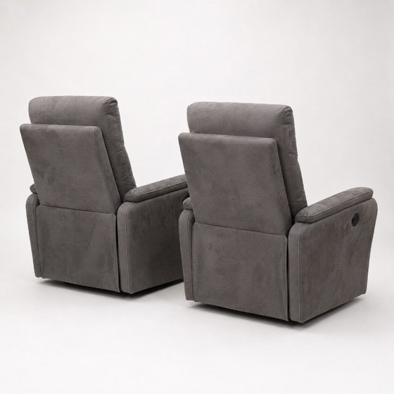Image 1 of Zwei elektrisch verstellbare Relaxsessel – Verstellbare Lounge-Sessel, modernes Komfortdesign