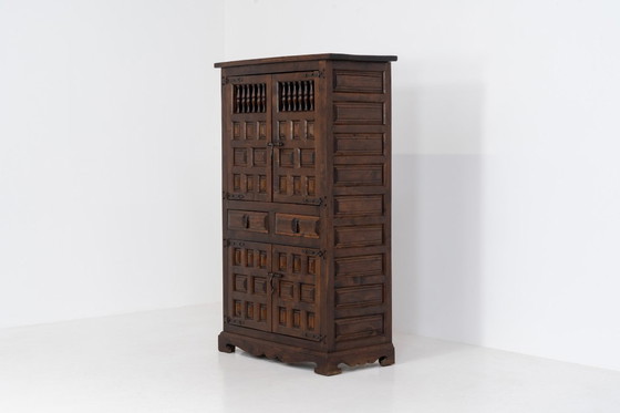 Image 1 of Schitterende Spaanse brutalistische kast uit de jaren 1950.