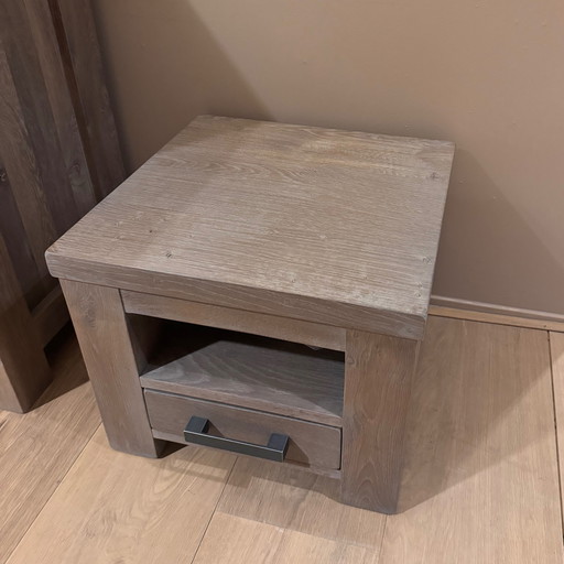 BKS Furniture MWP side table