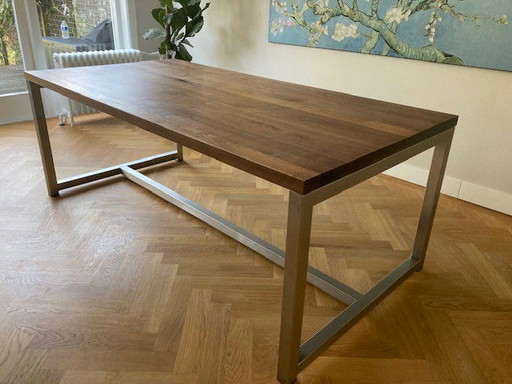 Linteloo Solution notenhouten eettafel