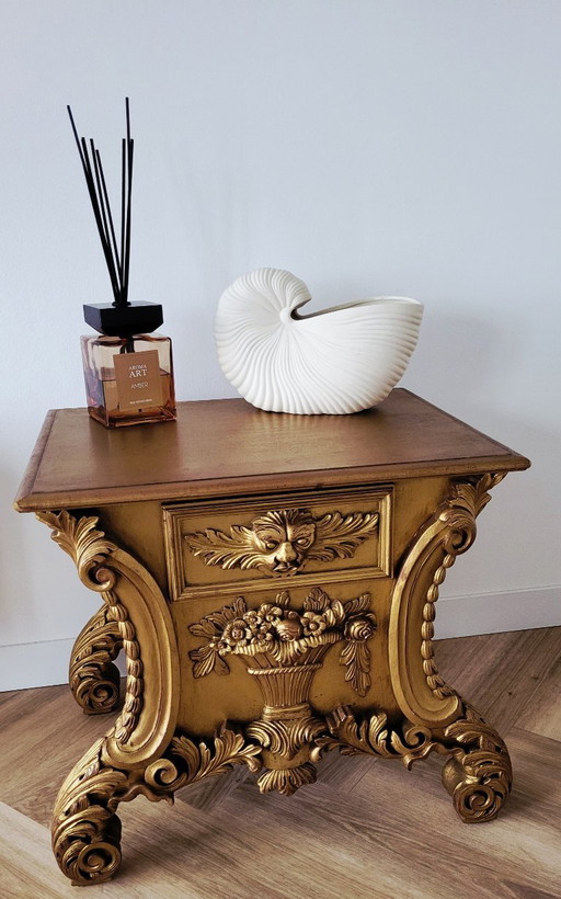 Mueble barroco dorado estilo Luis XV
