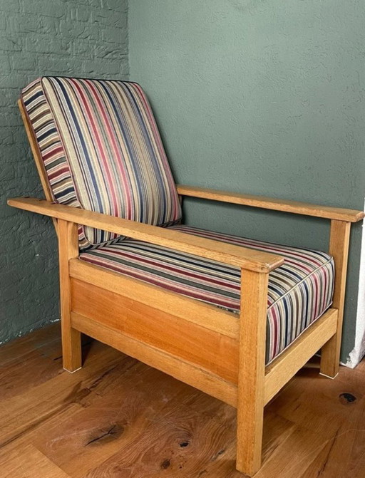 Sillón de roble estilo Morris - Icono del movimiento Arts & Crafts