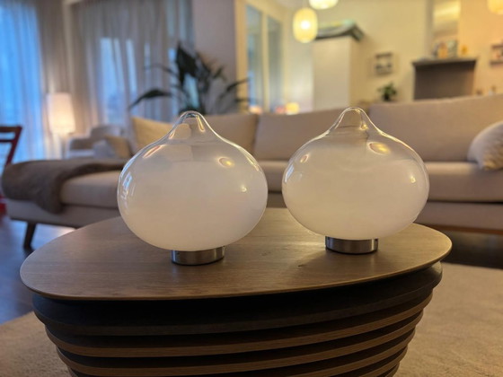 Image 1 of RAAK Amsterdam – Lampada da soffitto a goccia/goccia di pioggia – Vetro opalino – Set di 2 (26 cm) – Vintage anni '70