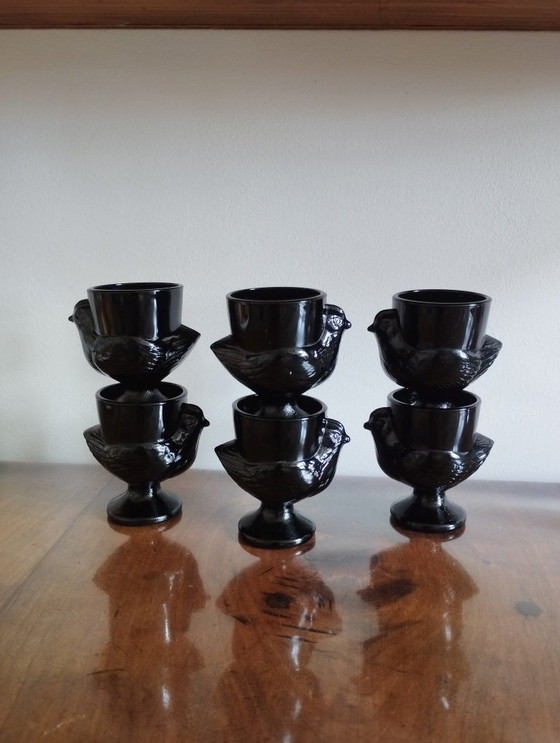 Image 1 of Portauova vintage a forma di pulcino in vetro e opalino