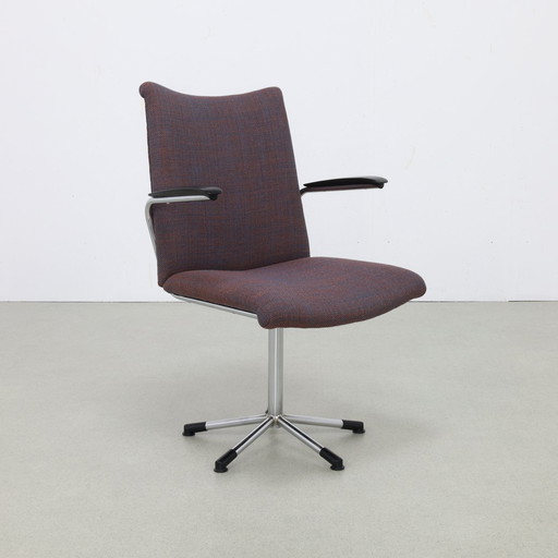 Office chair Model 3314 The White, 1960s New Upholstered