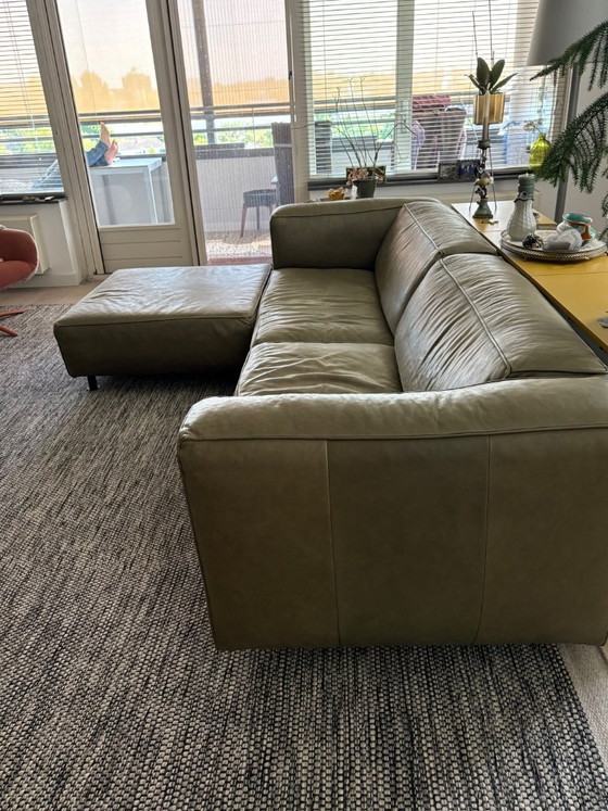 Image 1 of Cartel Living Replay Sofa aus gebürstetem Leder mit passendem Hocker