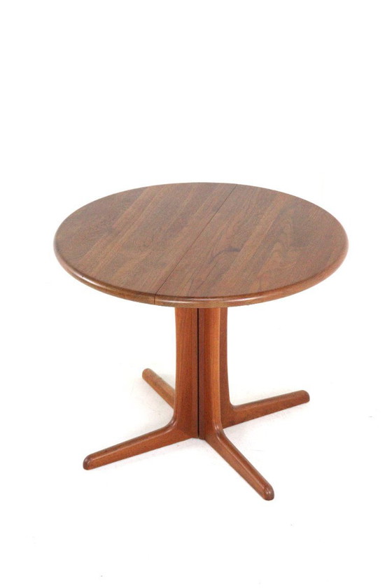 Image 1 of Mesa de comedor redonda compacta 1x extensible