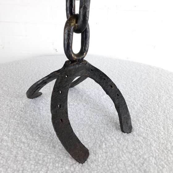 Image 1 of Vintage brutalist vloerkandelaar zwart ketting gietijzer