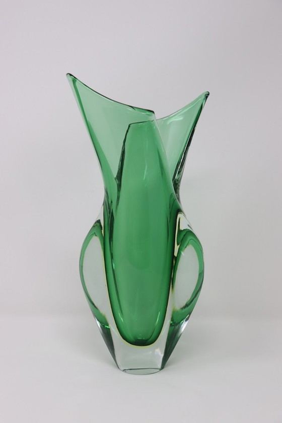 Image 1 of Vaso artistico verde in vetro di Murano, Italia anni '60