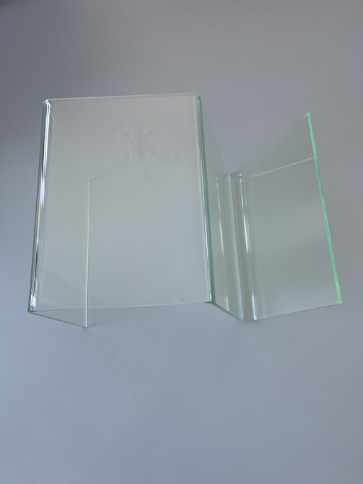 Plexiglas Table/Lecture Rack