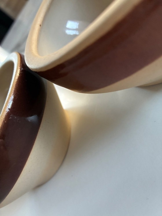 Image 1 of Set van 2 vintage aardewerken schaaltjes of kommetjes van Digoin