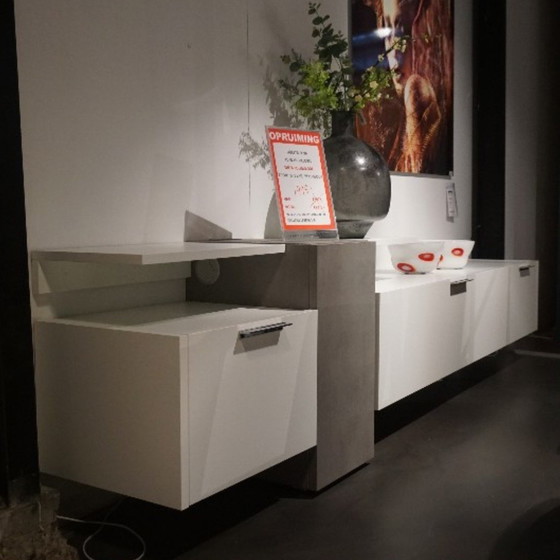 Image 1 of Hülsta Fena wall cupboard