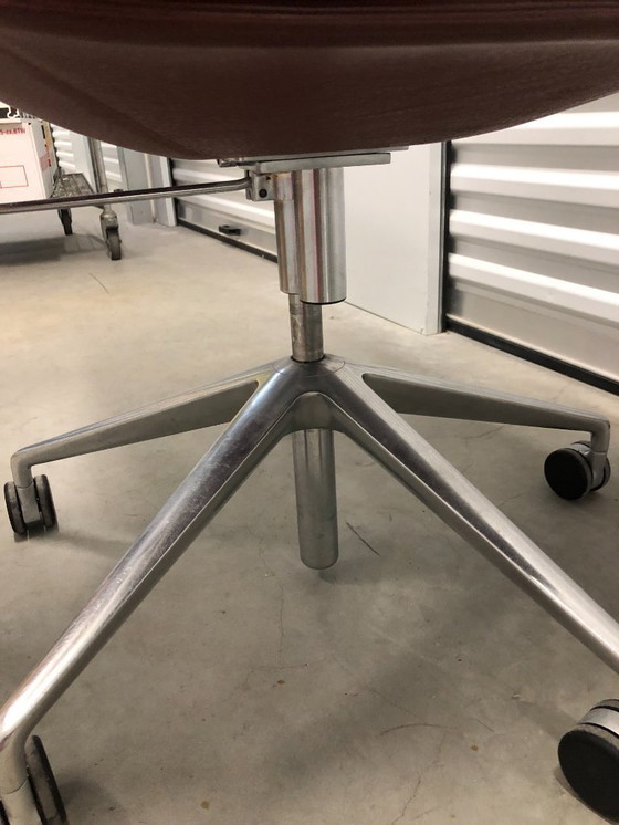 Image 1 of Sedia Tulip FK 6725, disegnata da Preben Fabricius e Jørgen Kastholm. 