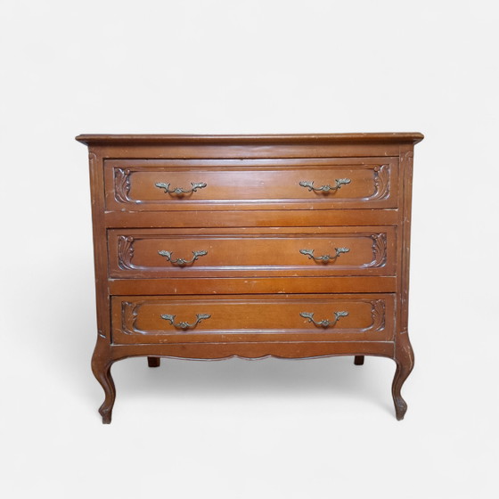 Image 1 of Cassettiera in noce in stile Luigi XVI