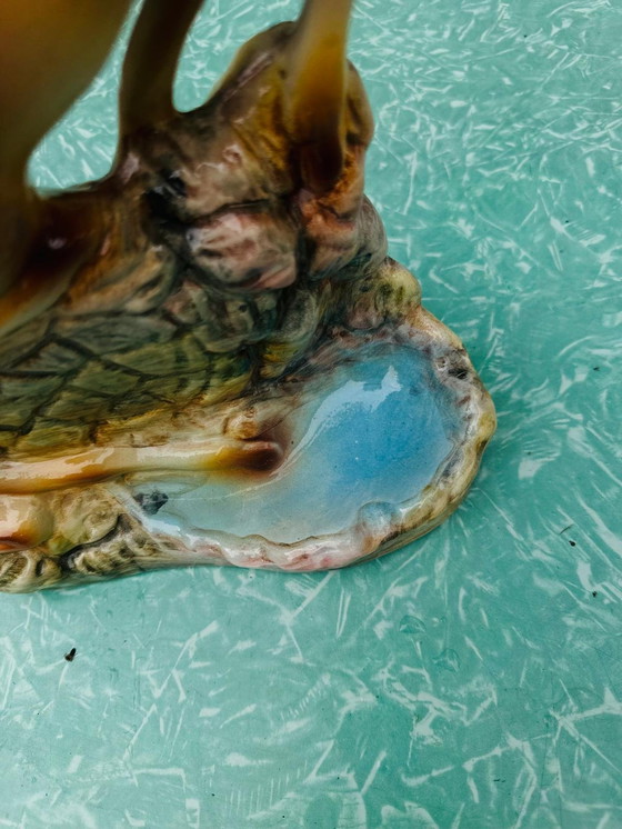 Image 1 of Deux Bambies en guise de cérémonie pour les non réclamés - Relique néo-infantile (n° 1)