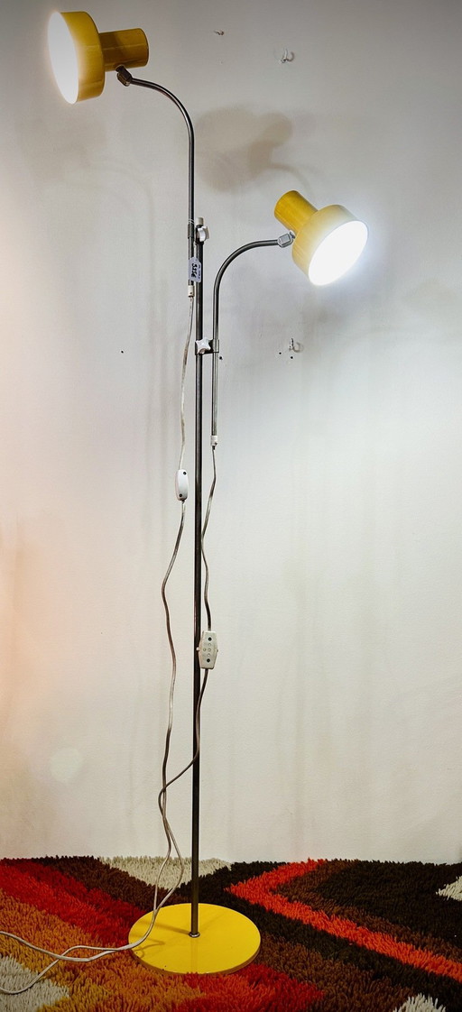 Lampadaire Vintage “Good Vibes” – Jaune Solaire