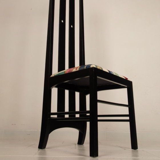 Chaise High Ingram Postmoderne Charles R. Mackintosh avec Tissu Fornasetti Alivar (photo 21 of 27)