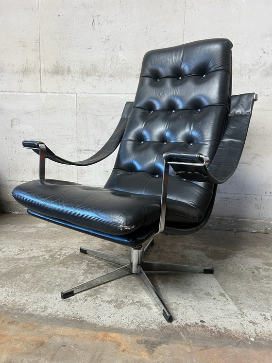 Artifort Swivel Armchair Black Leather Lounge Chair, Chrome (photo 12 of 14)