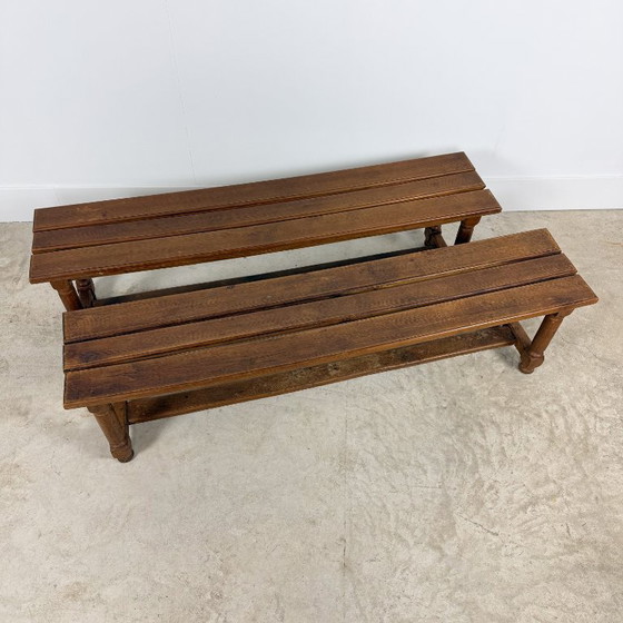 Dos bancos de madera, marrones, Marrón, Vintage (foto 3 de 14)