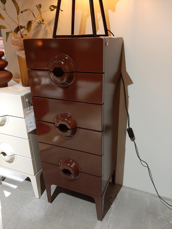 Image 1 of Fusionner commode /rouge