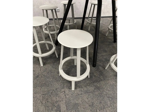 (12) ¡NUEVO! – Taburete de bar HAY Revolver – Leon Ransmeier