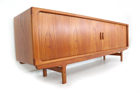 Image 1 of as new, Dyrlund Danish Mid Century Teak Sideboard / Vintage Credenza avec portes tambour, entièrement restauré