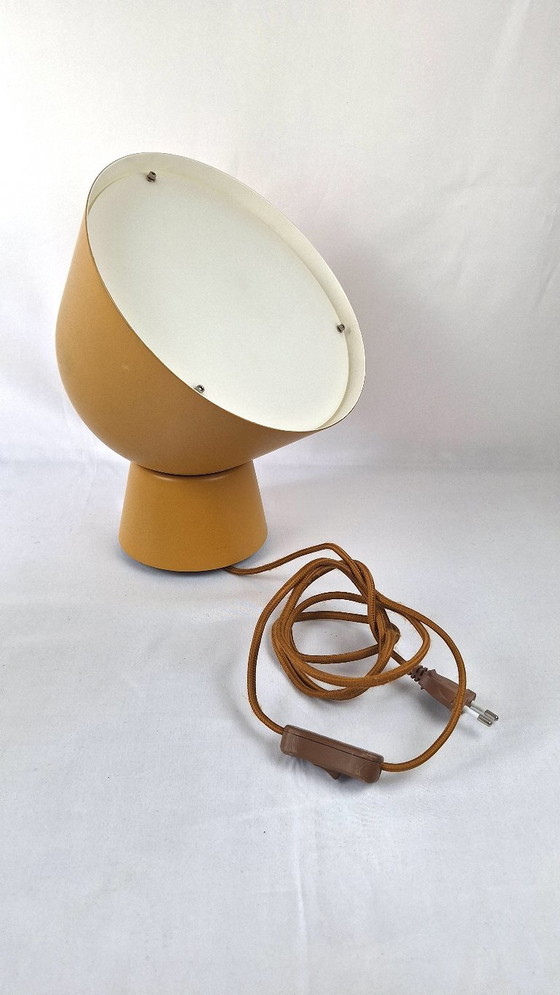 Paar senffarbener PS 2017 Lampen – Tischlampen, Metal (photo 9 of 20)
