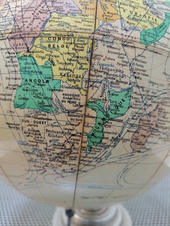 Image 1 of Mappamondo educativo vintage Girard, Barrère & Thomas – 1957 – Gioiello storico e decorativo