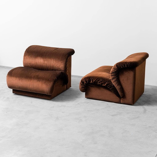 Pair of brown velvet armchairs by Doimo Salotti, 1970s