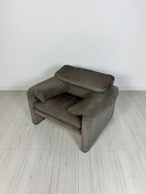 Image 1 of 1/2 jaren 1970 Vintage Cassina Maralunga Lounge Chair door Vico Magistretti voor Cassina