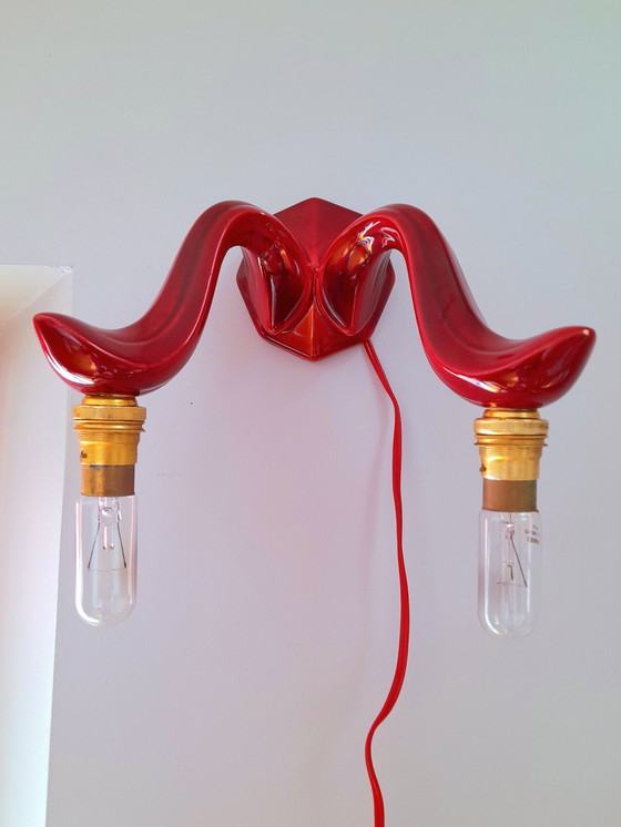 Image 1 of Applique  en céramique art deco rouge 