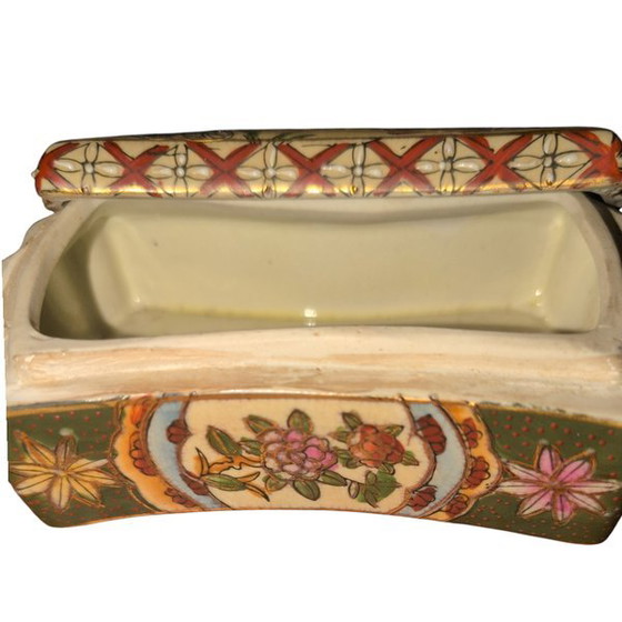 Image 1 of Ceramic vaulted box with lid