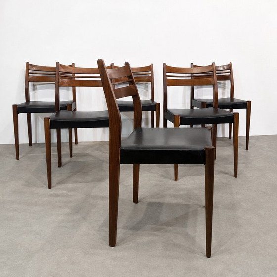 Image 1 of Set van zes Scandinavische vintage teakhouten stoelen uit de jaren 60.