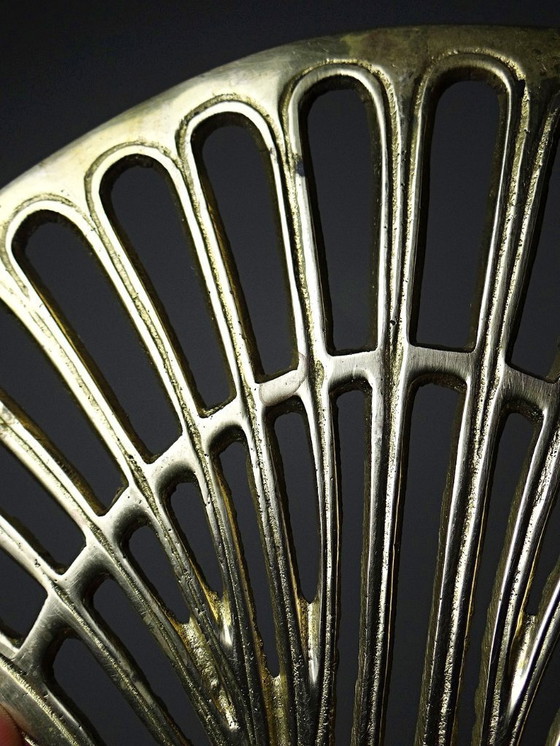 Image 1 of Dessous De Plat Vintage Style Art Nouveau, Coquillage, St Jacques Laiton Ajouré