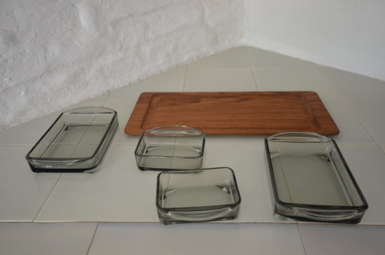 Set da portata in legno e vetro fumé, Accessori da tavola, Marrone, Vintage (foto 5 di 15)