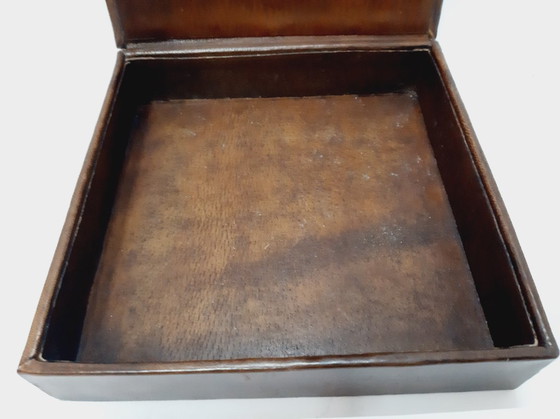 Image 1 of Portagioielli vintage in pelle di forma quadrata