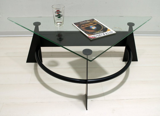 Image 1 of Mesa de centro italiana moderna y contemporánea Metal ennegrecido y tapa de cristal, 1990