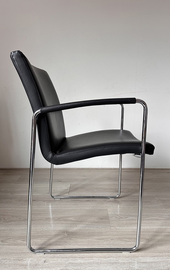 Image 1 of 4 chaises de salle à manger Leolux Talos.